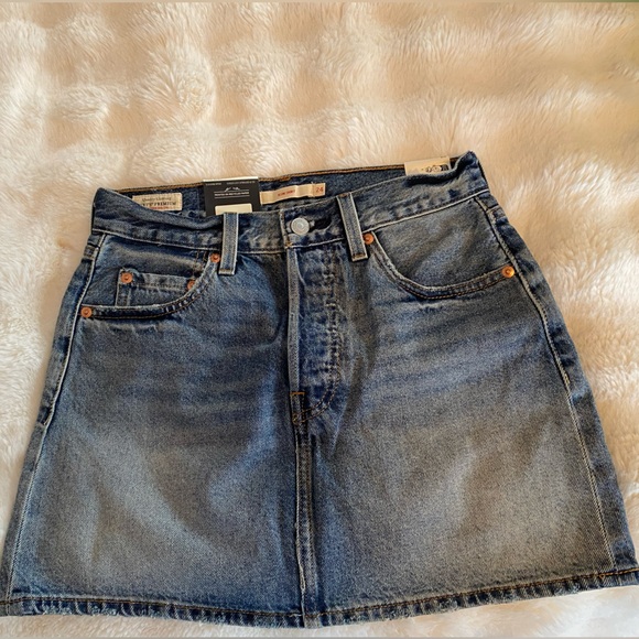 Levi’s Premium Icon Mini Skirt - Picture 5 of 5